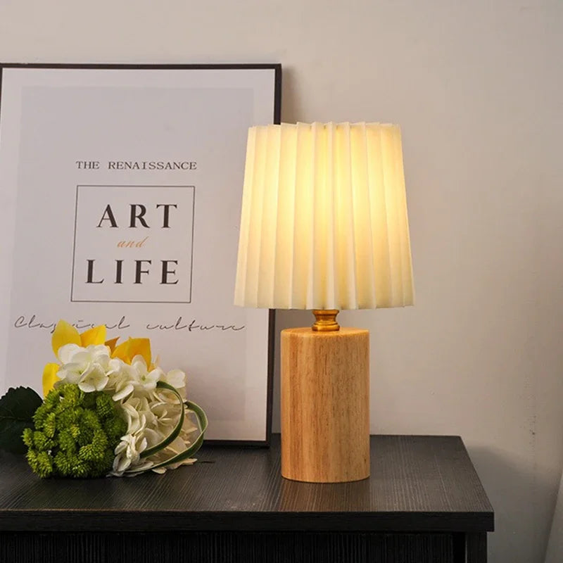 LED Desk Lamp Retro Pleated Wooden USB for Living Room Home Bedroom Bedsides Atmosphere LED Night Light Decoration Table Lamp