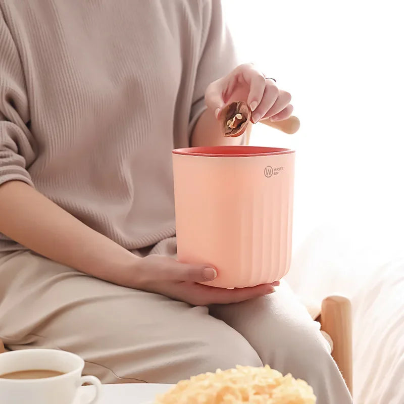 Desktop Trash Can Plastic Dustbin Office Table Cute Storage Bucket Waste Bin Basket Countertop Durable Rubbish Bin for Kitchen