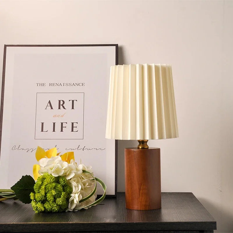 LED Desk Lamp Retro Pleated Wooden USB for Living Room Home Bedroom Bedsides Atmosphere LED Night Light Decoration Table Lamp